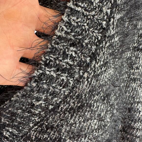 Rock & Roll Black Silver Heather Long Sleeve V-Neck Fuzzy Pullover Sweater Sz L - Picture 3 of 5